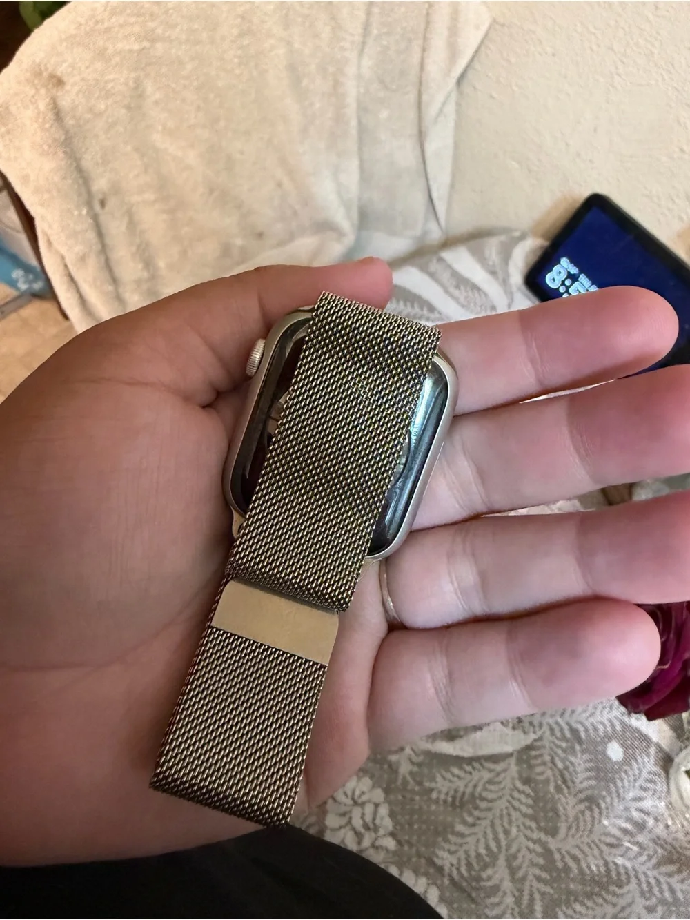 Apple Stainless Silver Smartwatch with Silver Milanese Band
